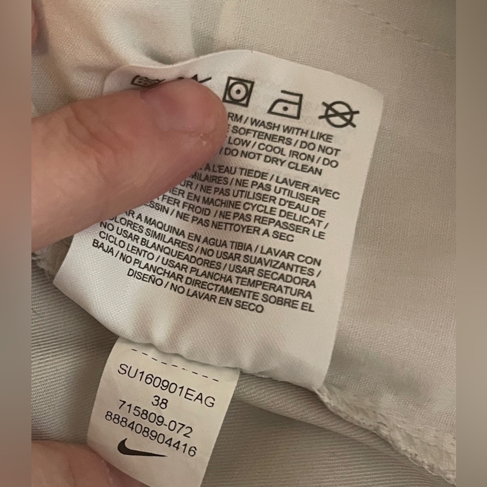 Men’s Nike Golf Shorts, Khaki Size 38 - Picture 7 of 8